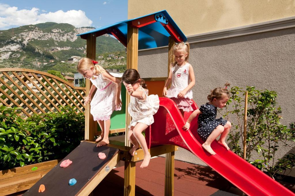 Residence Maroadi Torbole Sul Garda Εξωτερικό φωτογραφία