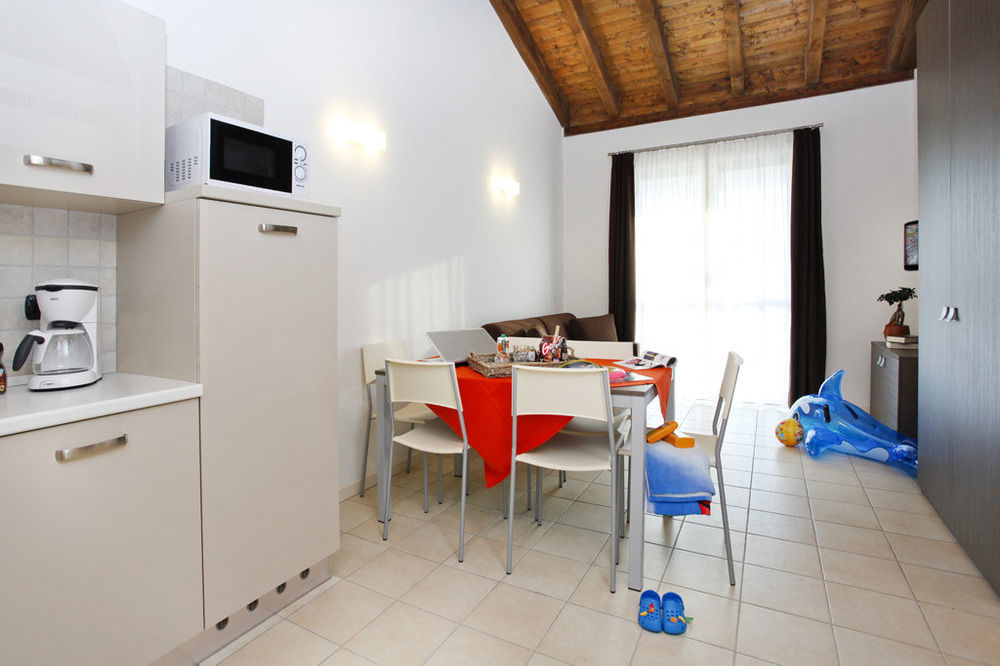 Residence Maroadi Torbole Sul Garda Εξωτερικό φωτογραφία